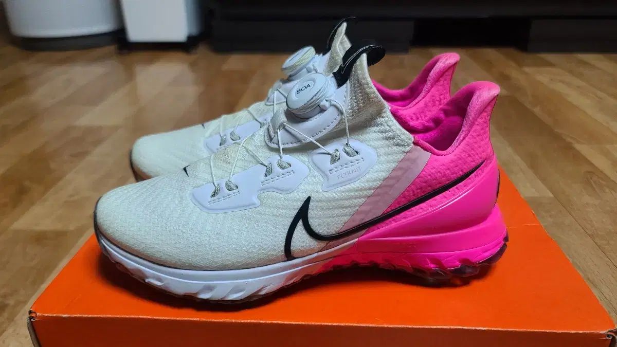 NIKE(ナイキ) ゴルフシューズ ／ 私有