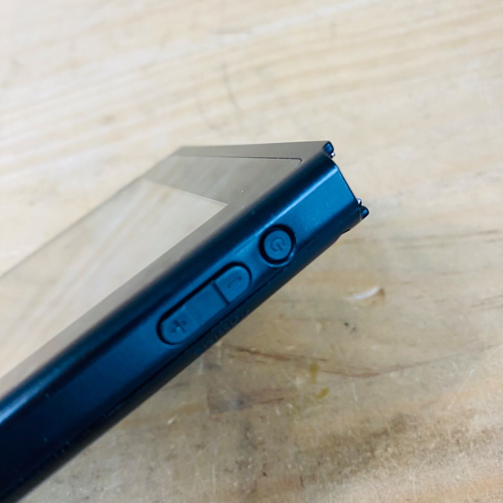 【ジャンク品】Nintendo Switch hac-001 【箱無し】 Nintendo (ニンテンドー) Nintendo Switch 箱無し 内部ゴミ有