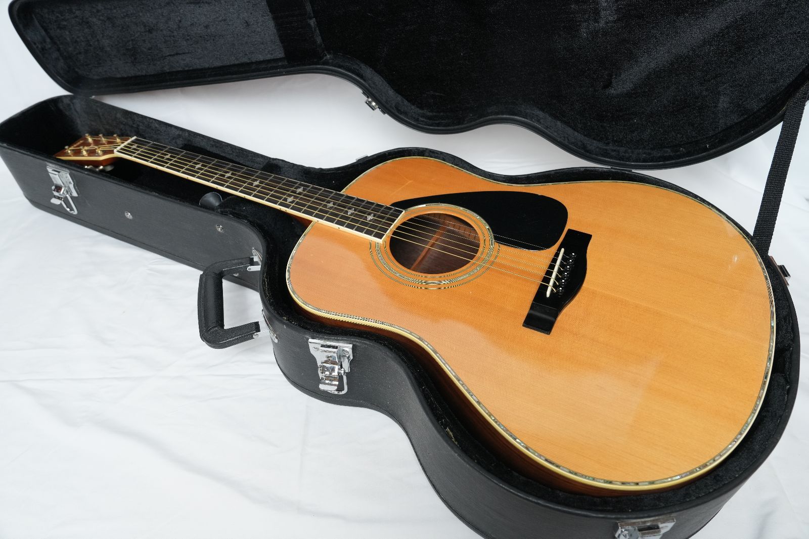 オール単板ギター LLシリーズ上位モデル