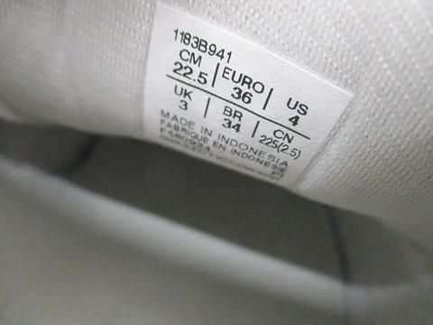 オニツカタイガー