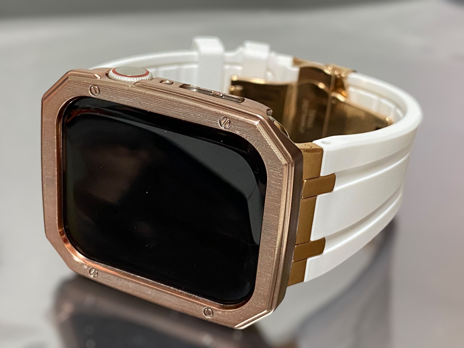 ローズ　ホワイト　アップルウォッチ ラバーベルト Apple Watch ケース　カバー　40mm 41mm 44mm 45mm49mm Apple Watch 用