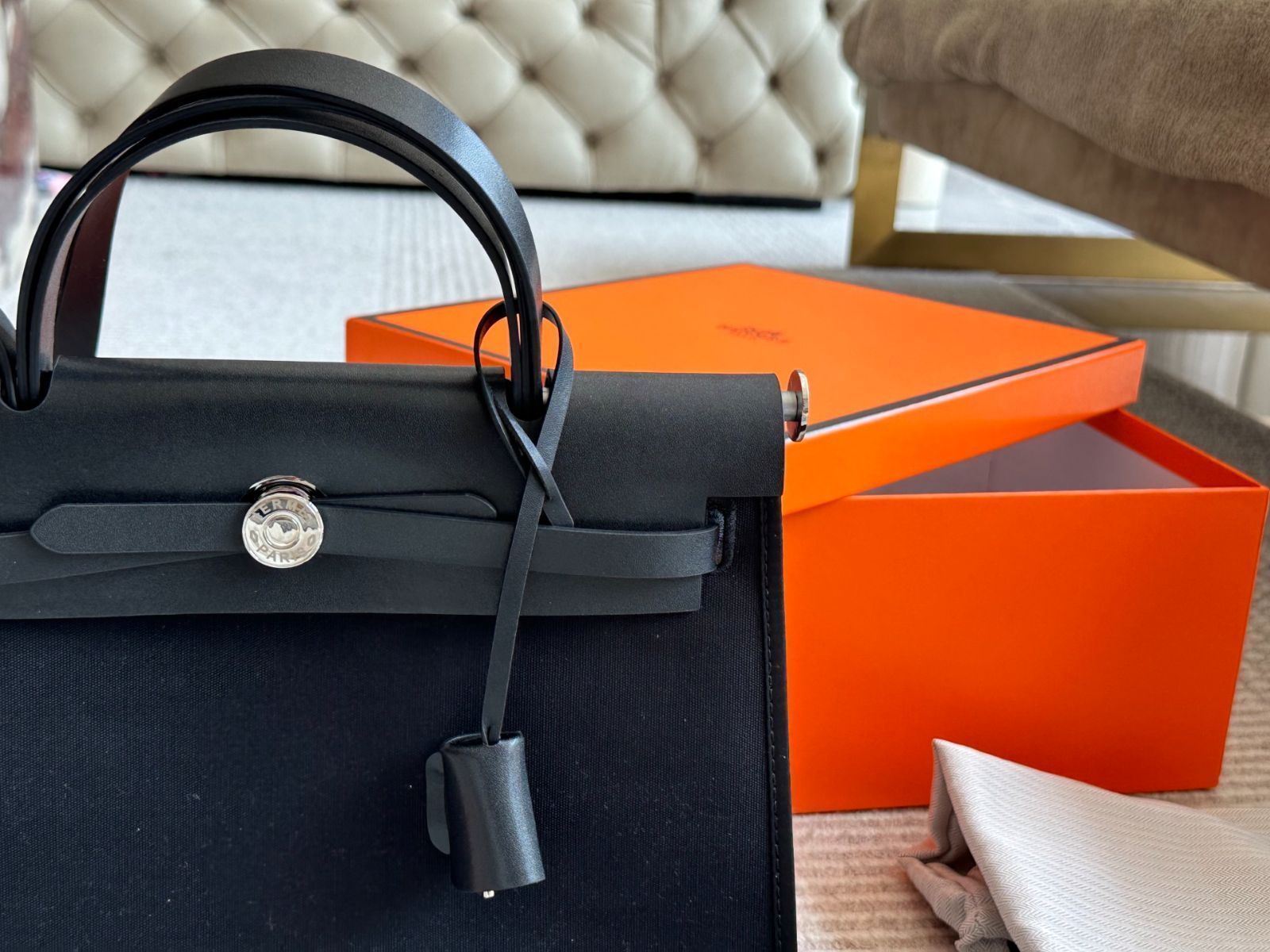 今日 Hermes Herbag エルメス ハーバッグ ショッピングバッグ