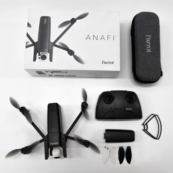 Parrot ANAFI ドローン ウルトラコンパクト フライング 4K HDR - メルカリ