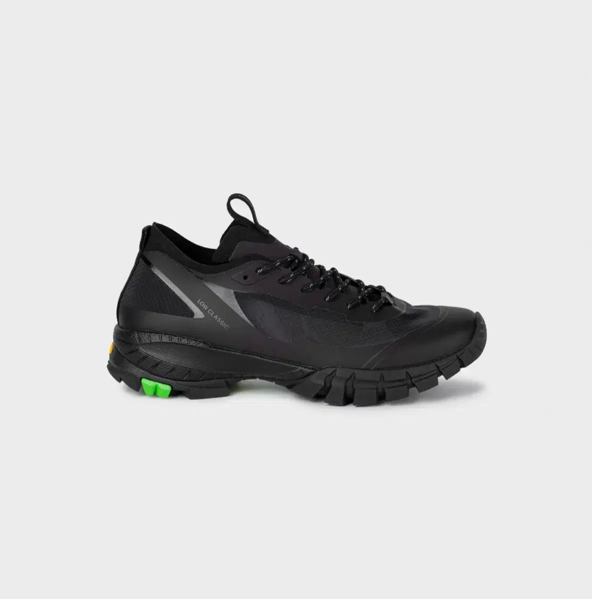 Low classic ロウ クラシック Lc T ー 1 VIBRAM SNEAKERS - メルカリ