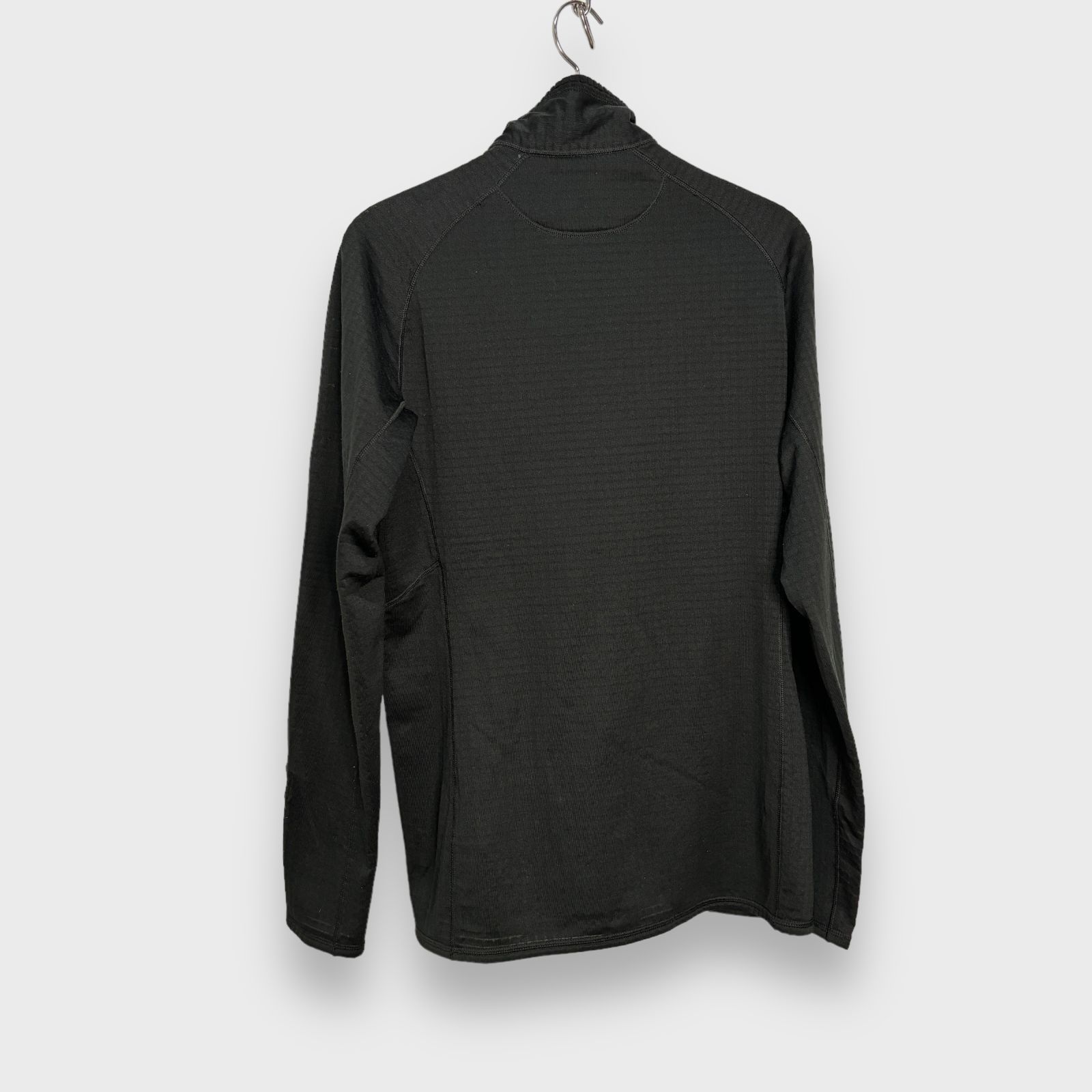 ☆Patagonia☆パタゴニア☆R1ハーフジッププルオーバー☆黒☆M
