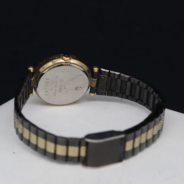 稼動 良品 ELVENCE SWISS QZ 石付 ゴールド文字盤 レディース