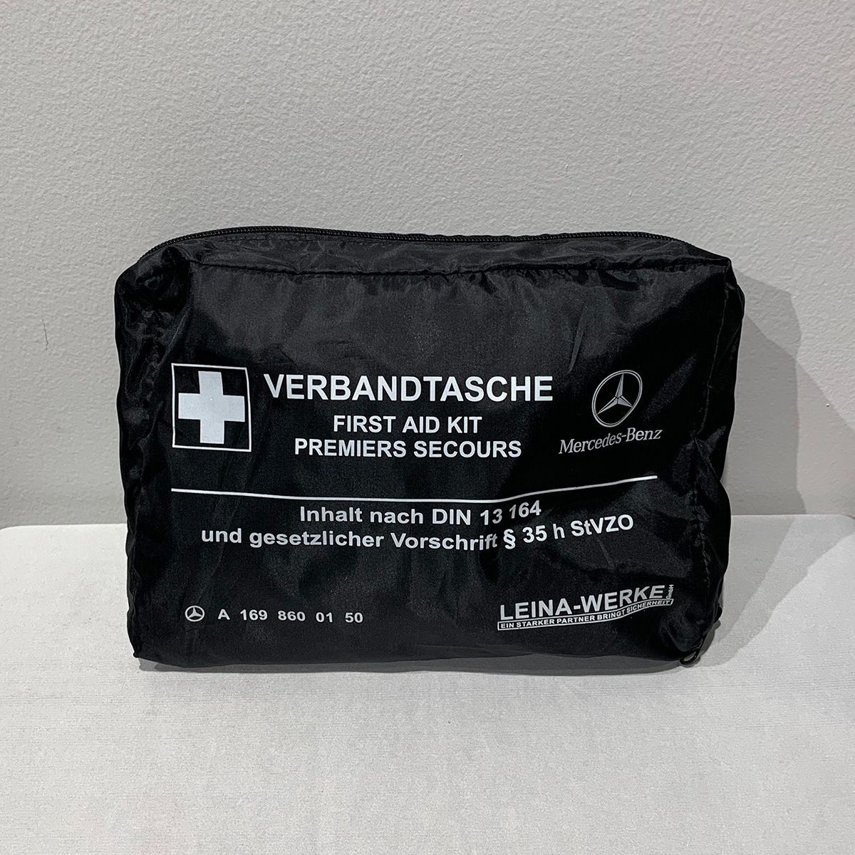 ○ メルセデスベンツ ファーストエイドキット マージェンシーキット