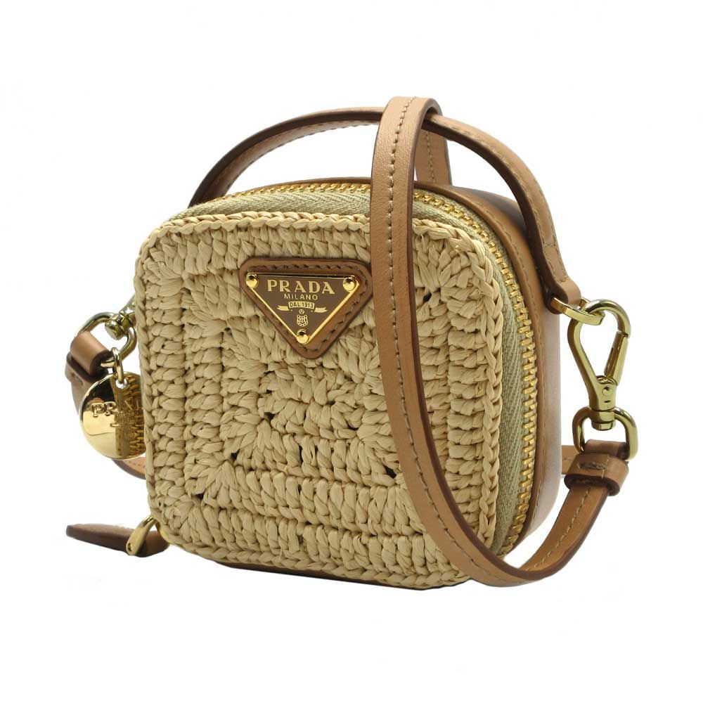 PRADA ラフィア系