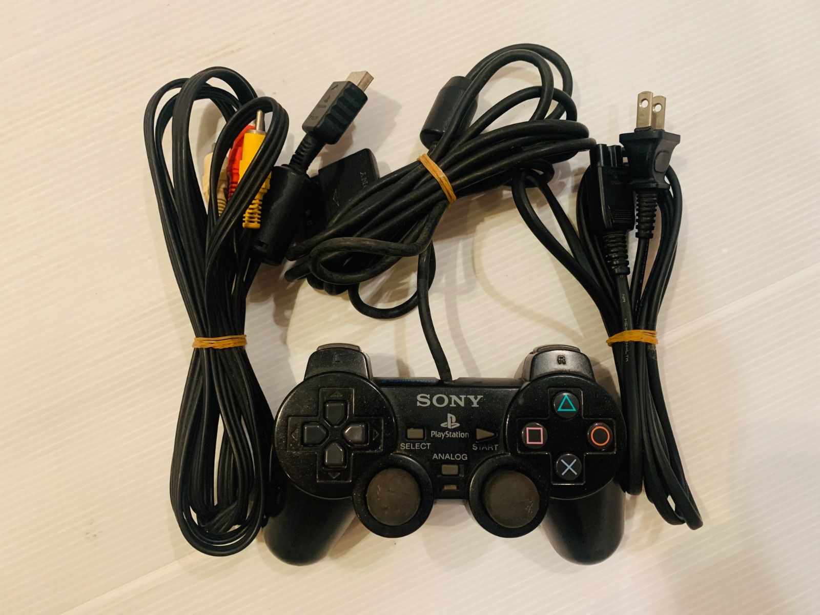 SONY PlayStation2 SCPH-30000 コントローラー2個付 SONY PS2 (SCPH-30000) 本体 すぐ遊べるセット コントローラー付