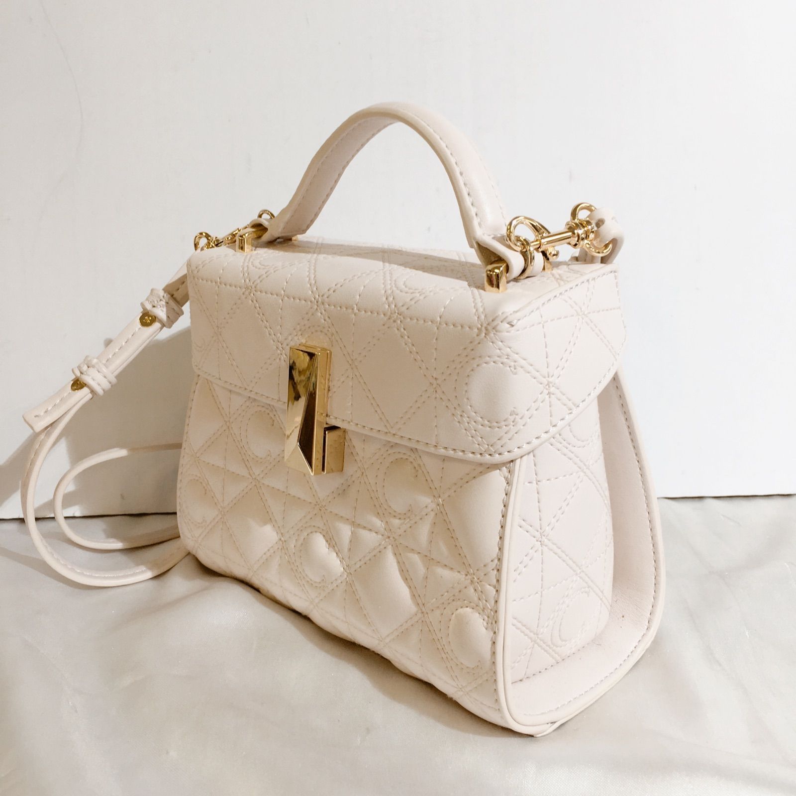 美品】CELFORD セルフォード ショルダーバッグ キルティング 美品】CELFORD セルフォード ショルダーバッグ キルティング