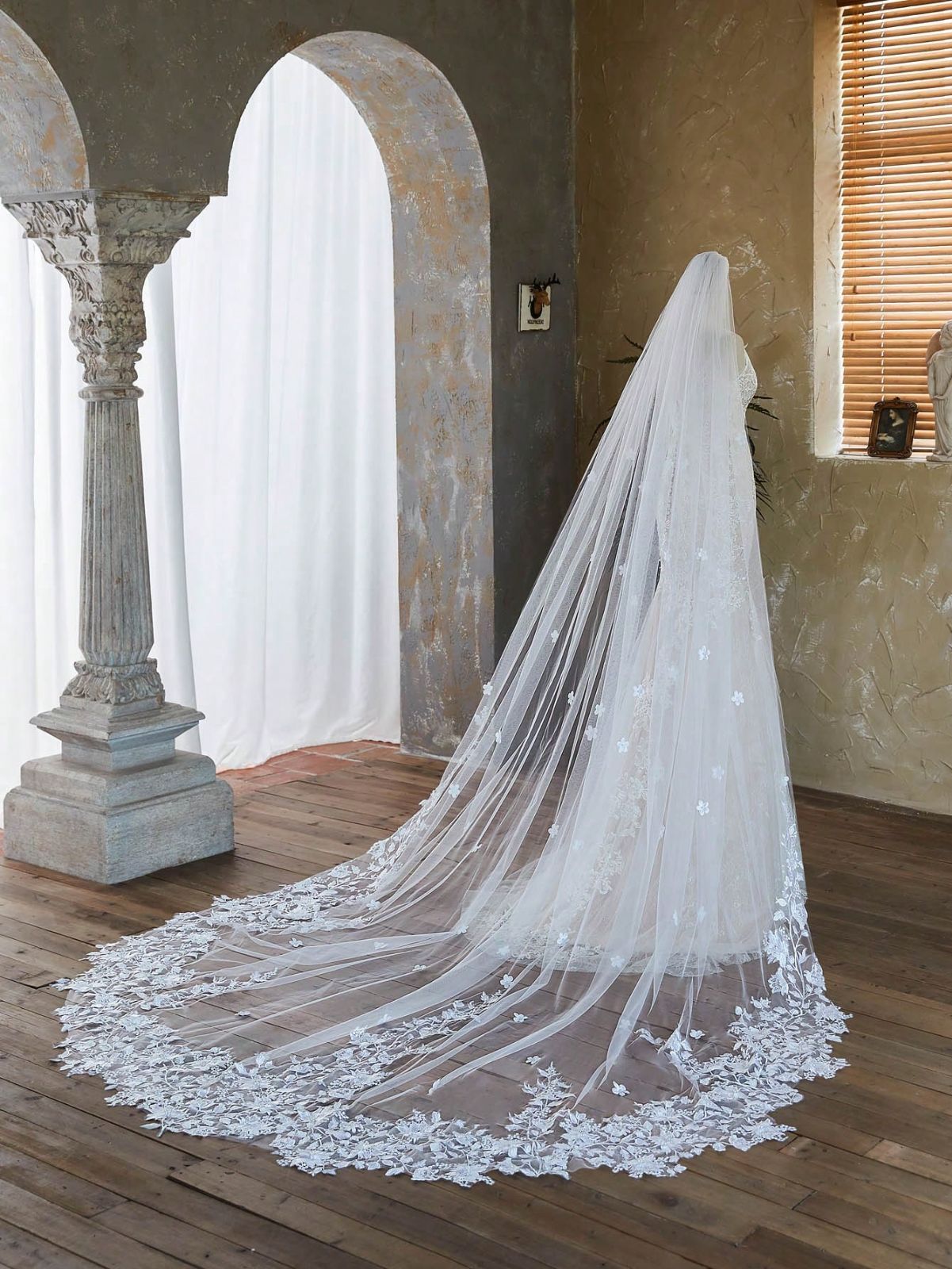 ホワイトウェディングベール ロングトレイン