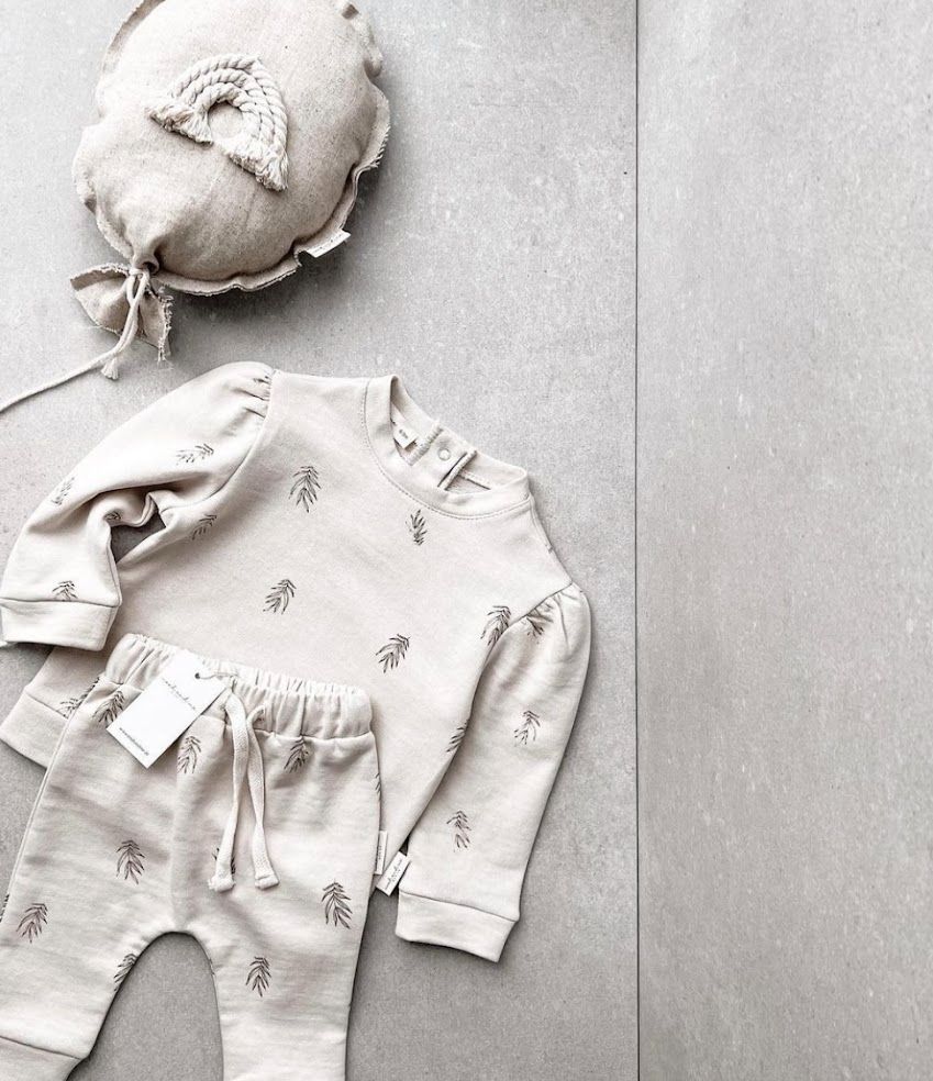 noahandme トップス　ハンドメイド 葉っぱ　ナチュラルカラー　コットン