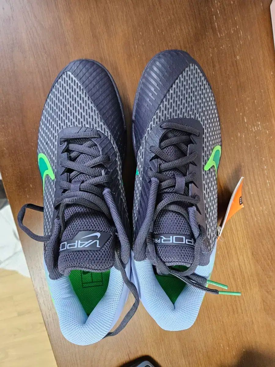 NIKE ナイキ