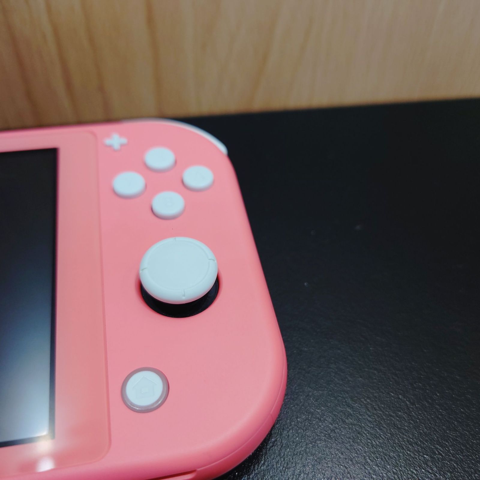 極美品】ニンテンドースイッチ ライト Nintendo Switch Light コーラル