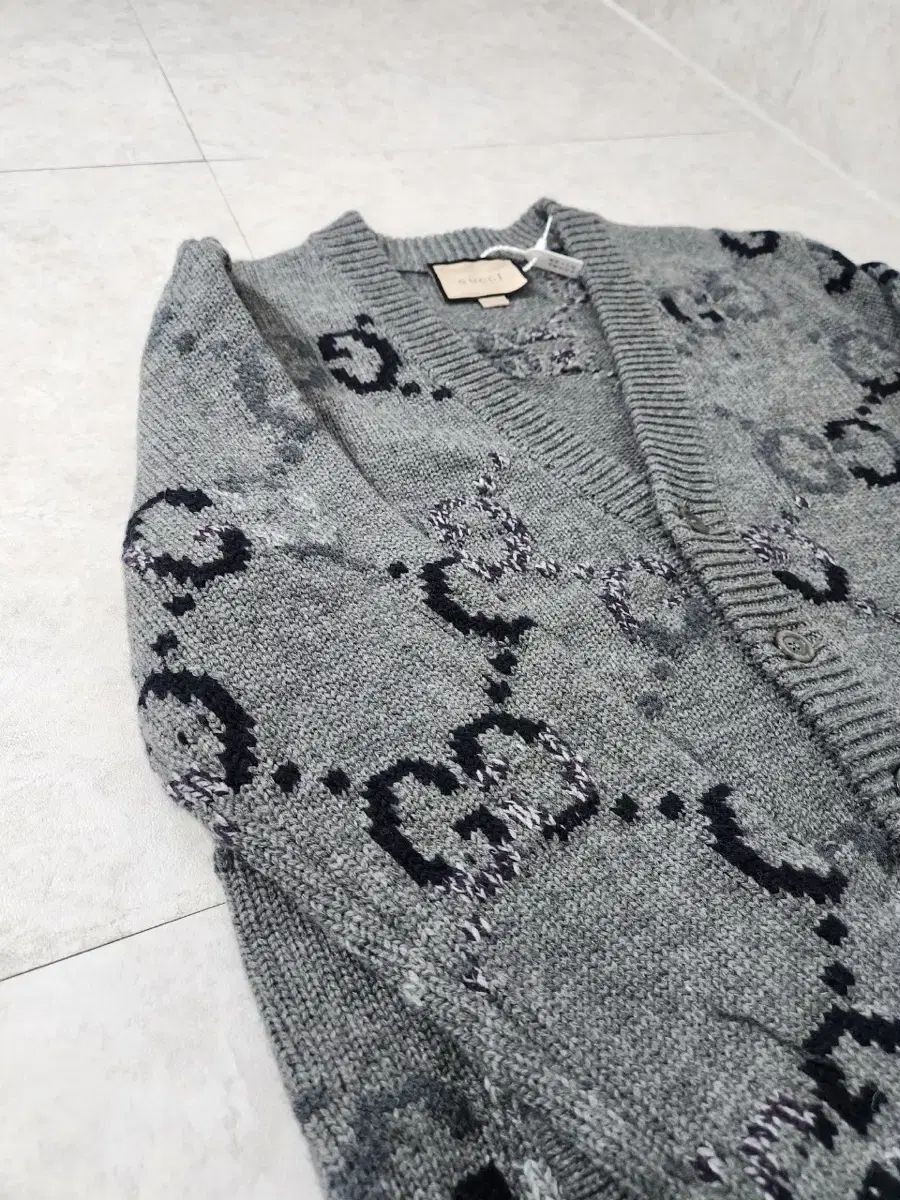 GGインタルシア ウールカーディガン