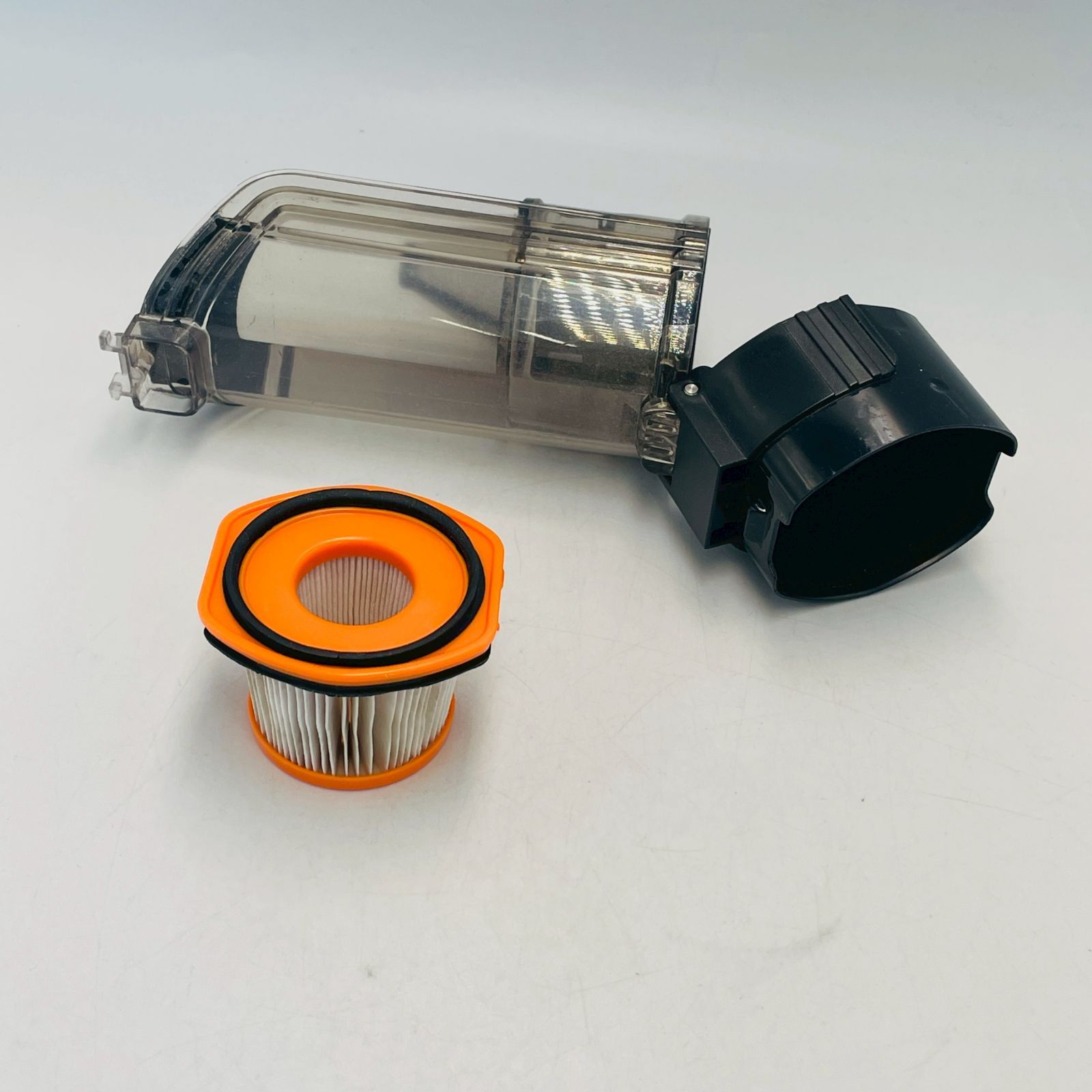 CS651JBL シャーク　掃除機　ダストケース　ダストカップ　ダストボックス 本体お手入れ】シャーク掃除機 ダストカップ分解の方法 Shark