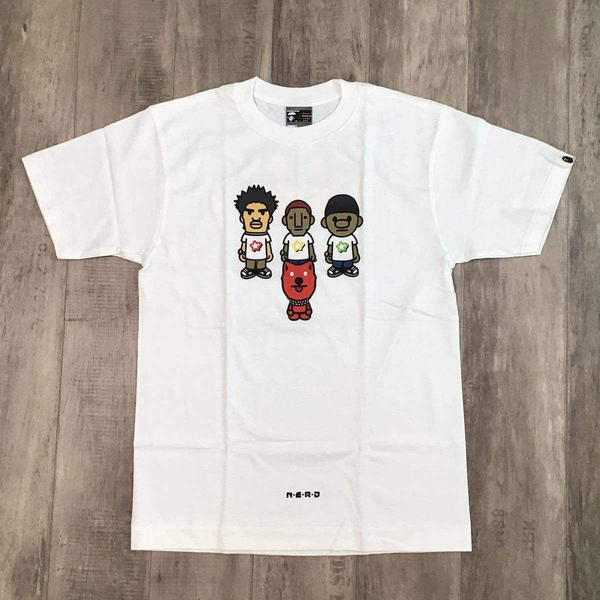 ☆新品☆ N.E.R.D × BAPE Tシャツ Mサイズ a bathing ape NERD 