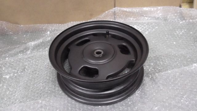 AF58 ズーマー　リアホイール ZOOMER FI <ズーマーFI> AF58-1910xxx の リアホイール