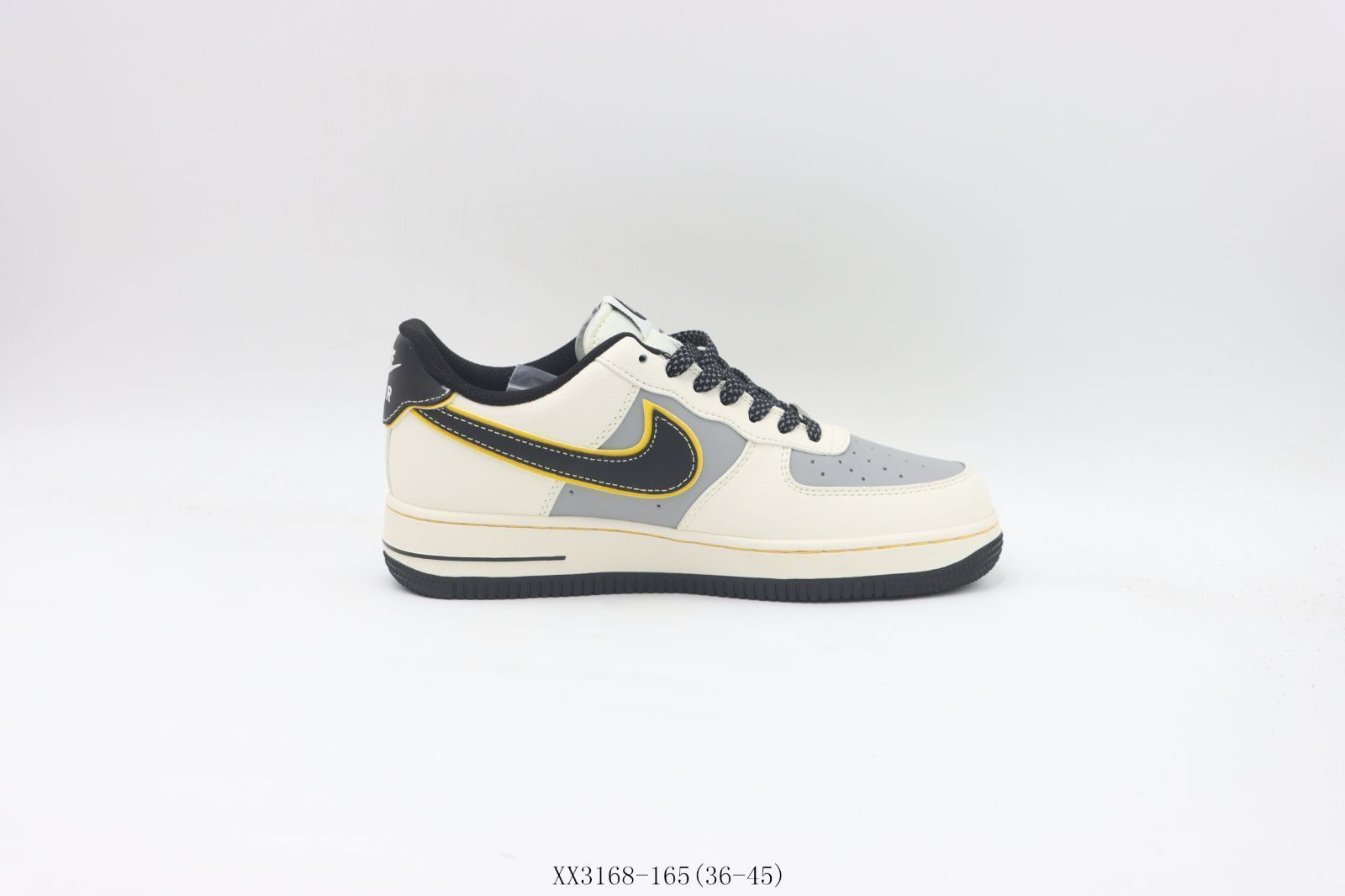 今日 Nike ナイキ スケートシューズ XX3168-165