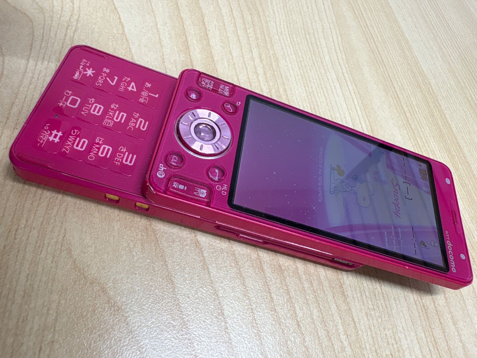 NTT docomo ピンク スライド式携帯電話　ジャンク品 NTT docomo ピンク スライド式携帯電話 ジャンク品 NTT docomo