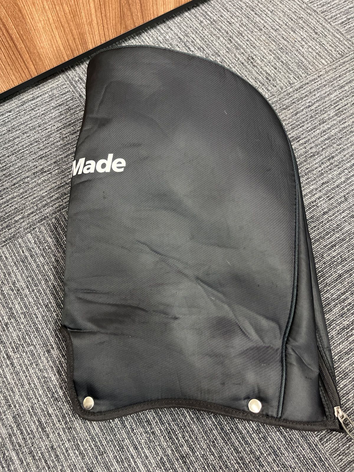 TaylorMade キャディバッグ