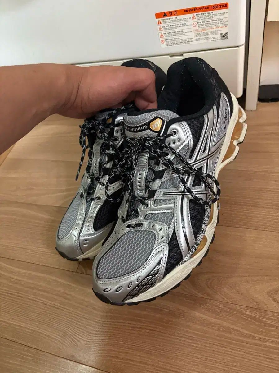 Asics アシックス ゲルニンバス 10 1 275 サイズ