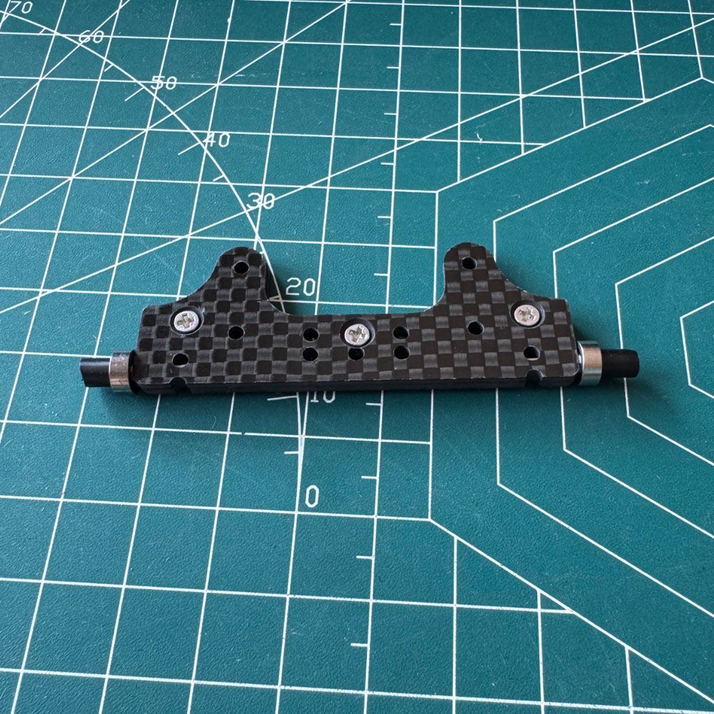 ミニ四駆・カスタムパーツ】リヤスキッドローラー草尾改造パーツ