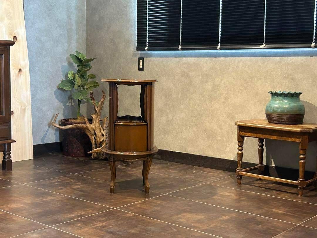 アンティーク　2段チェスト　ラウンドコンソール　クラシック　木彫　猫脚　GZ アンティーク 2段チェスト ラウンドコンソール クラシック 木彫 猫脚 GZ