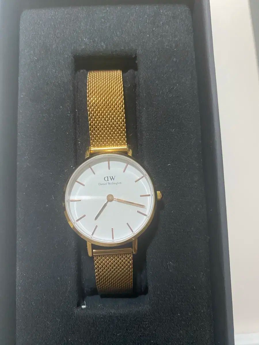 DANIEL WELLINGTON ダニエルウェリントン 28mm