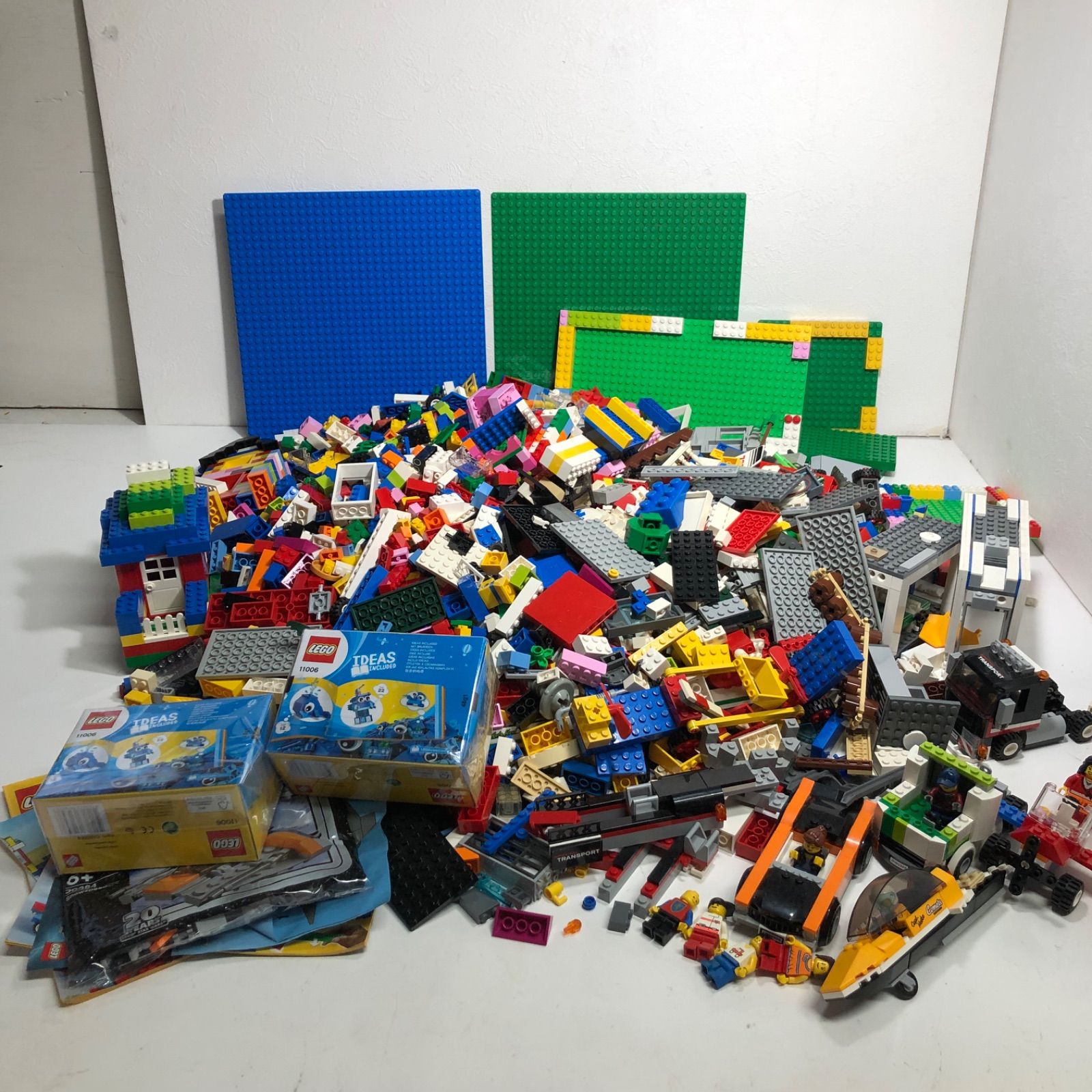 レゴ　基本ブロックまとめて レゴ⁄LEGO⁄赤色⁄基本ブロック⁄700個以上⁄パーツ⁄⁄⁄大量まとめてセット