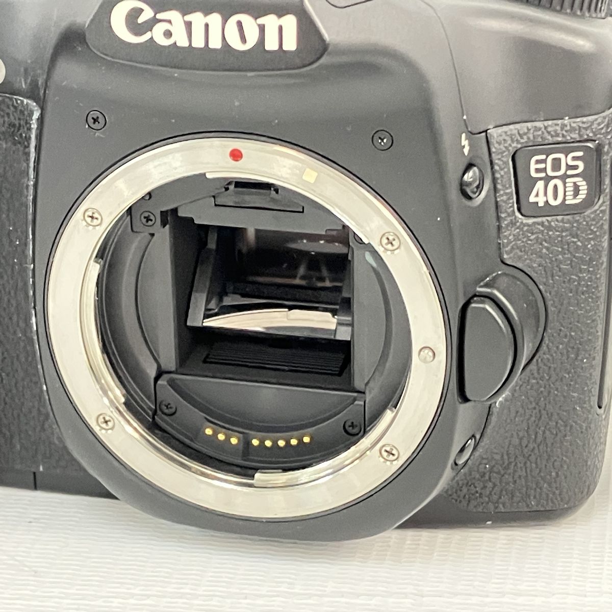 Canon EOS 40D ボディ ※ジャンク品質 Canon EOS 40D デジタル一眼レフカメラ ボディ 28-105mm レンズ2