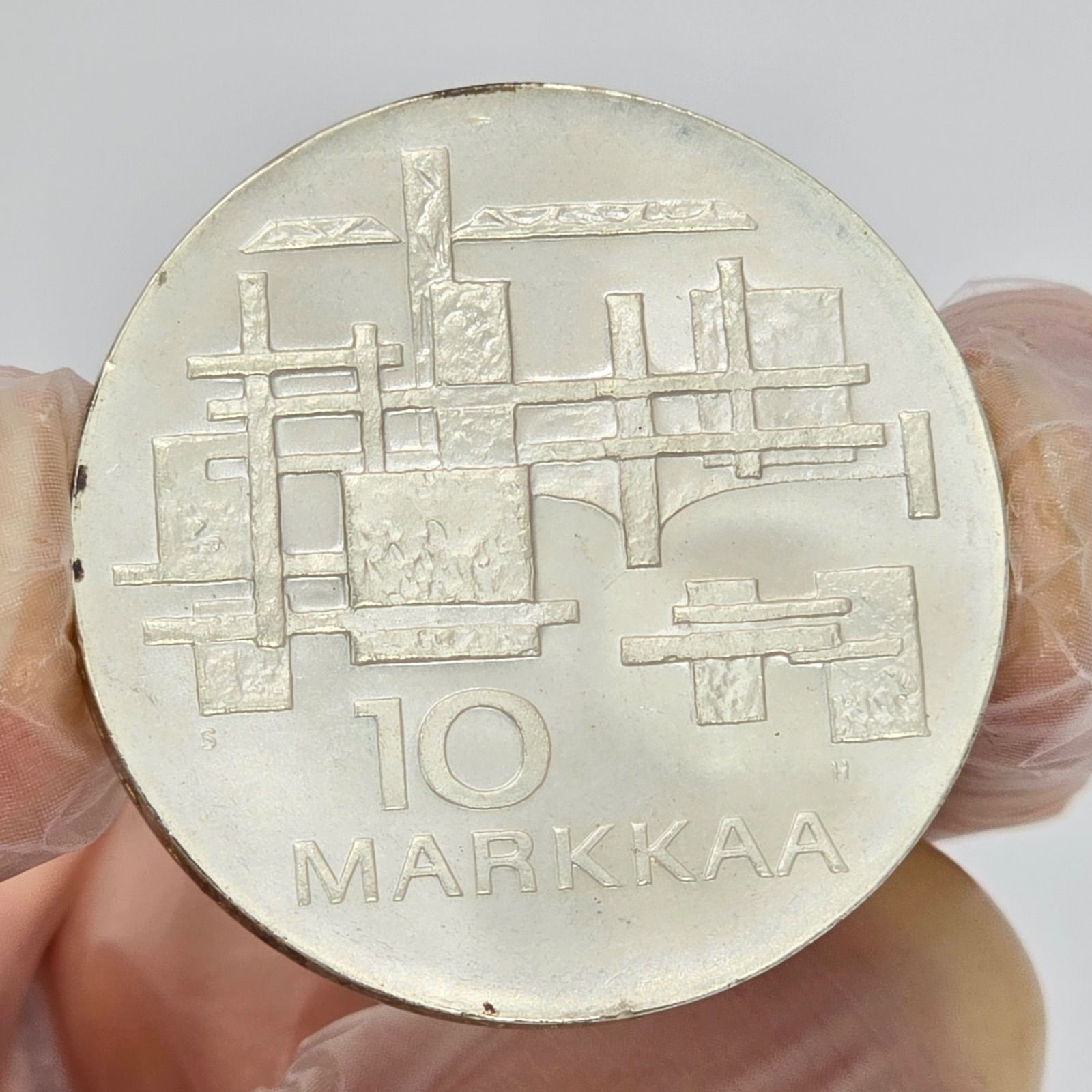 フィンランド 1967年 10マルッカ 銀貨 独立50周年記念 直径34.9