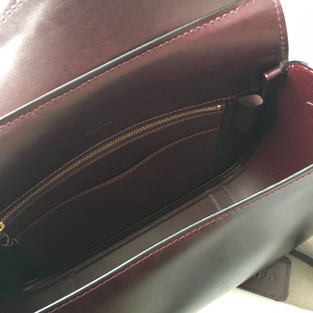 極美品 鞄いたがき レザー ITAGAKI サドル バッグ 定価132000円 