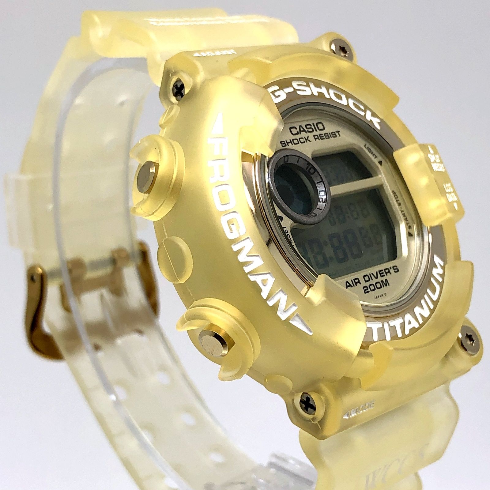 CASIO GSHOCK DW-8201WC-9T ゴールドスケルトンマンタ