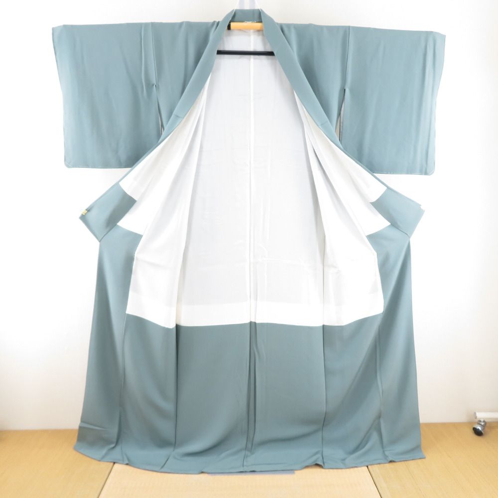 色無地 袷 グリーンブルー 一つ紋 蔦紋 正絹 広衿 仕立て上がり着物 身丈168cm【中古】 【キモノオフ野々市若松店】 色無地 袷 グリーンブルー 一つ紋 蔦紋 正絹 広衿 仕立て上がり着物