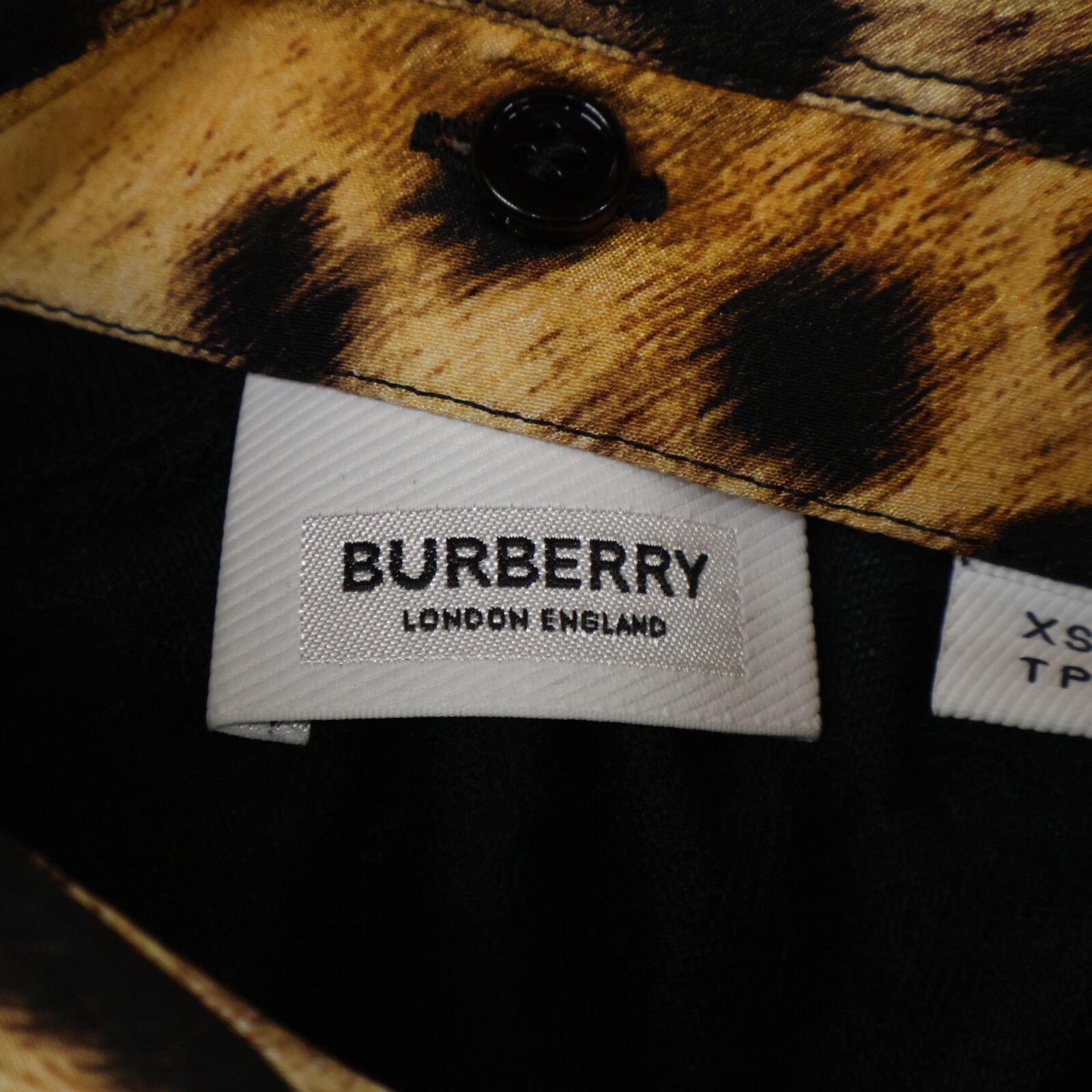 ☀ BURBERRY