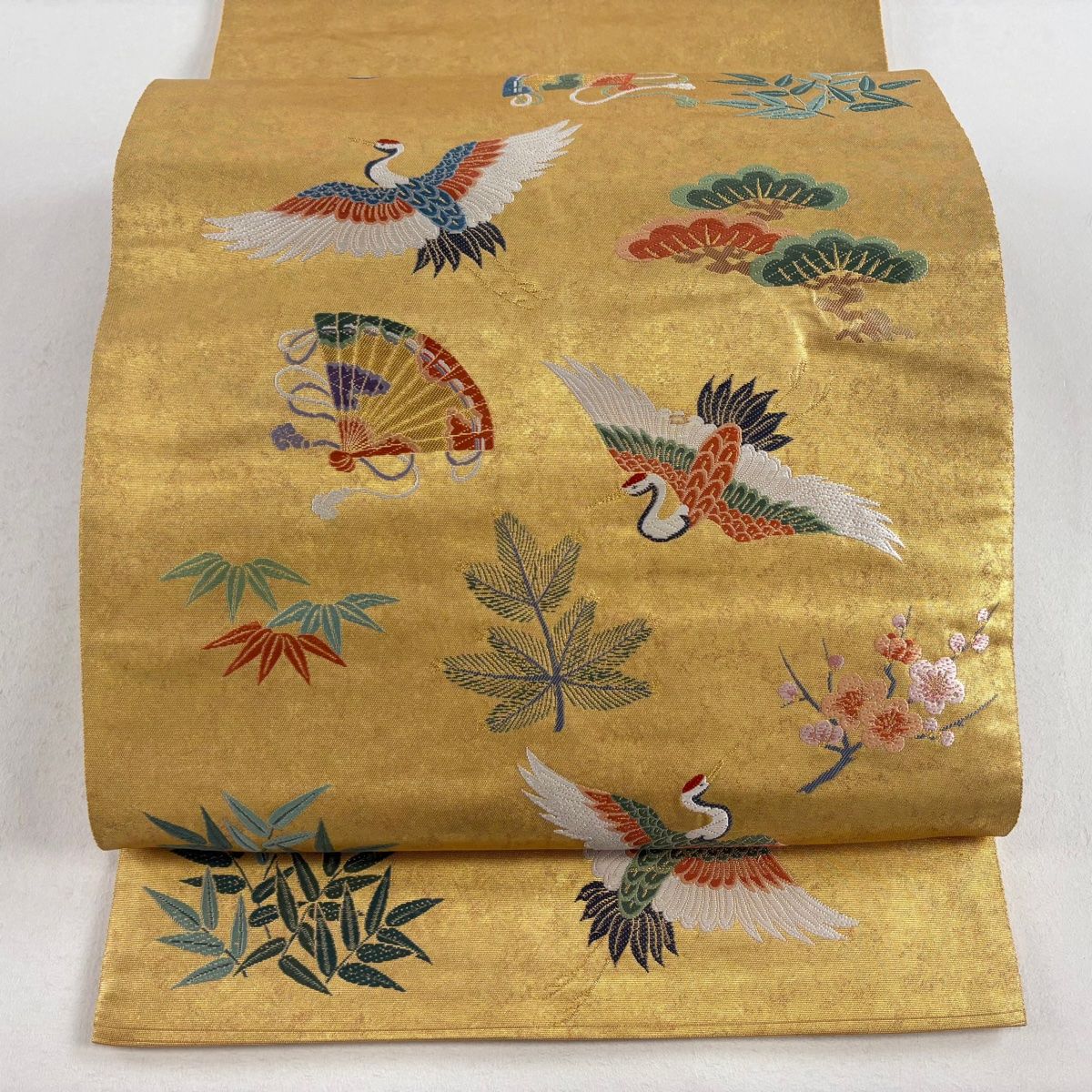 ☆ 袋帯 長嶋成織物 本金箔 法隆寺紋様瀞金錦 菱鶴に美しい華模様 O-4270 袋帯 長嶋成織物 本金箔 法隆寺紋様 瀞金錦 菱鶴に美しい華模様