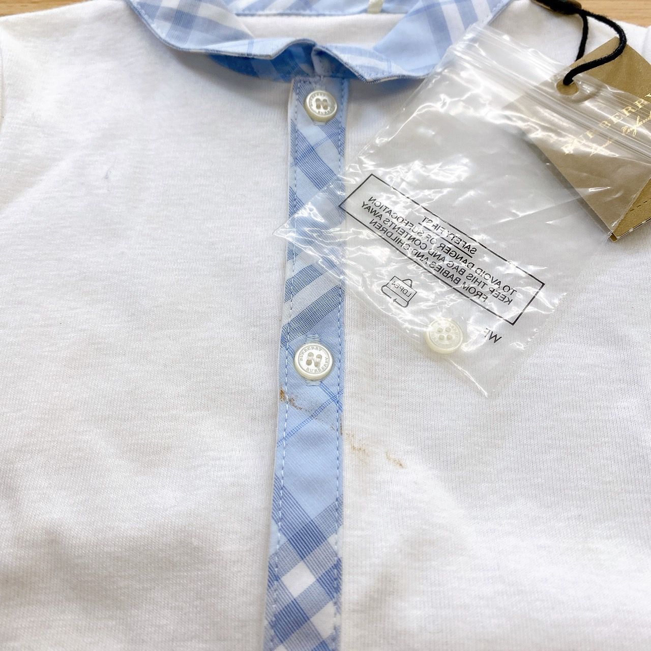 BURBERRY ホワイトロンパース 6M BURBERRY ベビー服 ロンパース タグ 