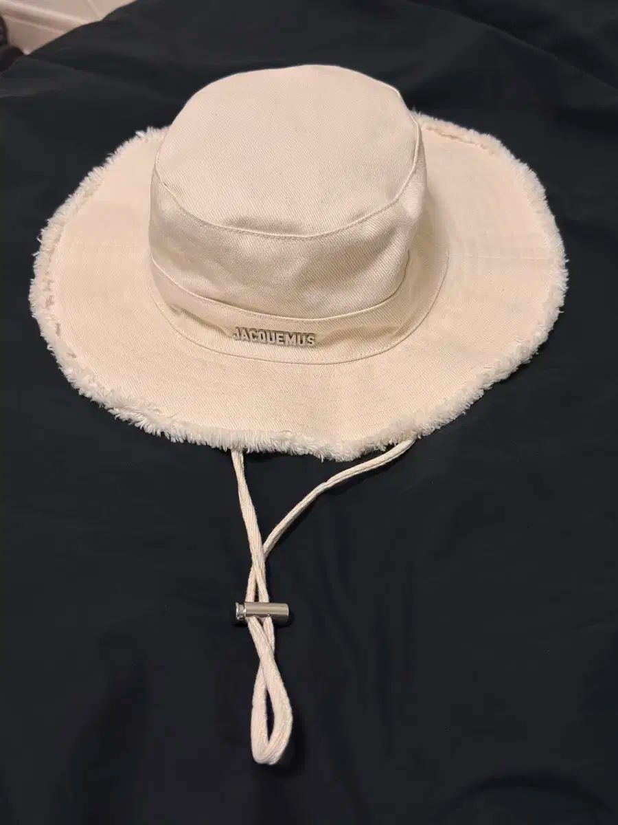 Jacquemus ジャックムス または ボブ アーティチョーク バケットハット 60