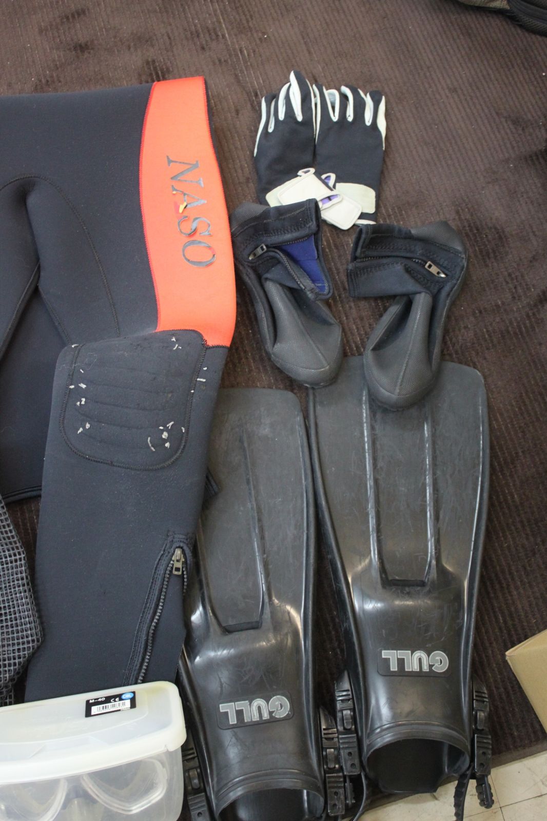 品 ウェットスーツ3着