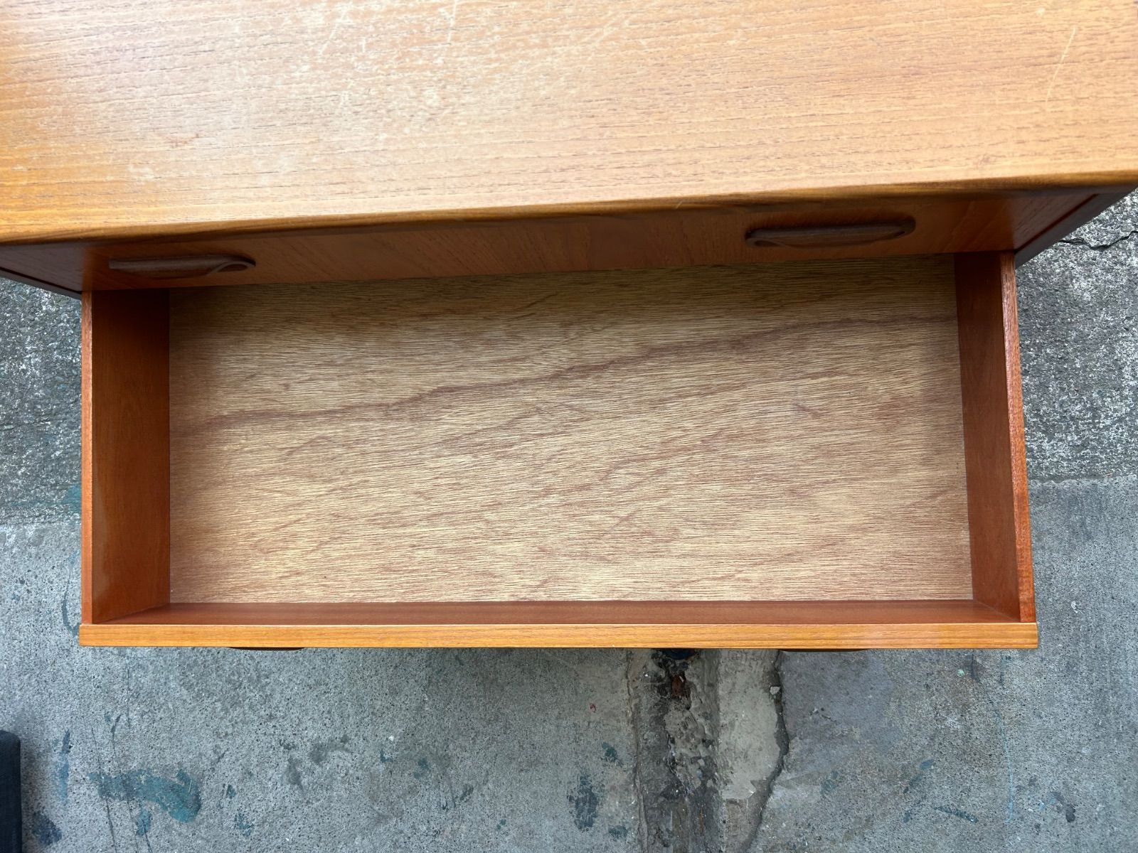 ジープランフレスコ チェスト