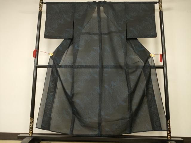 夏大島　ややゆったり 平和屋着物＊夏物 本場大島紬 夏大島 幾何学文様 正絹 逸品