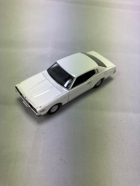 トミカ リミテッドヴィンテージネオ ニッサン セドリック 2ドアハード