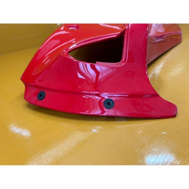74762 Ducati ドゥカティ ドカティ900SL 900SS 純正サイドカウル アンダー フロント 赤 BRIGHTFACE_UK