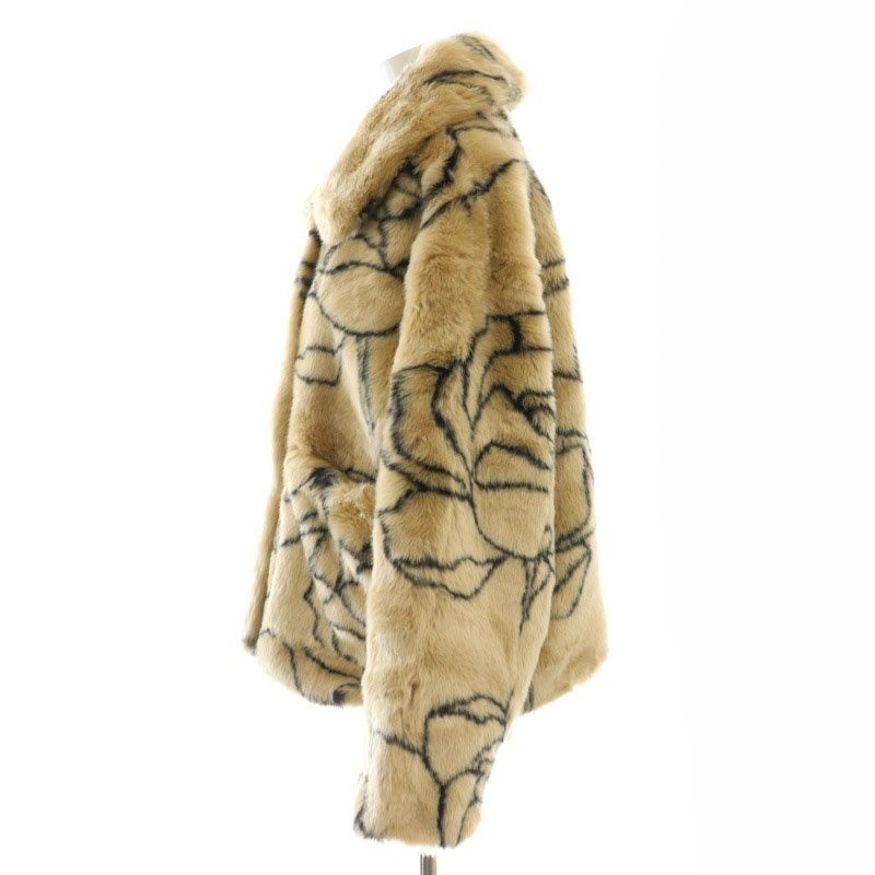 LINES COAT