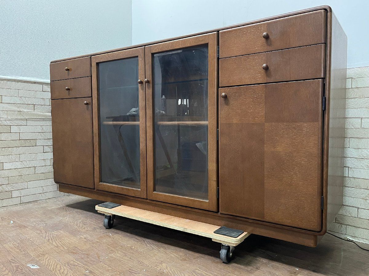●飛騨家具 日進木工 照明付きリビングボード サイドボード キャビネット 木製収納家具 収納棚 北欧スタイル インテリア オーク材 畑714