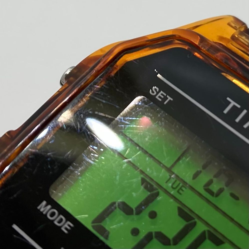 TIMEX x BEAMS / 別注 Classics Digital Tortise shell TW2U79700 