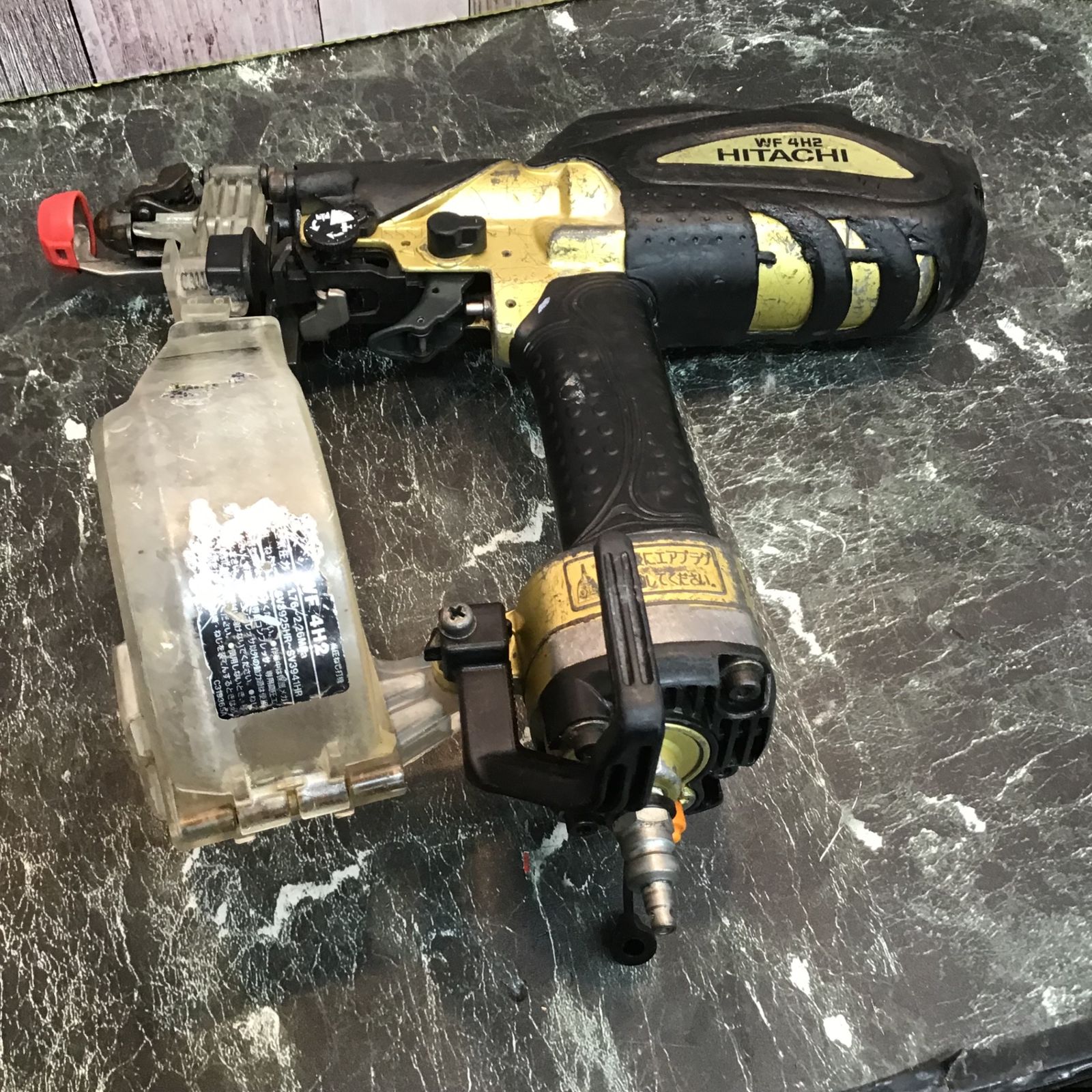 ハイコーキ(HIKOKI ※旧:日立工機) 高圧エアネジ打ち機 WF4H2 ハイコーキ(HIKOKI ※旧:日立工機) 高圧エアネジ打ち機 WF4H2