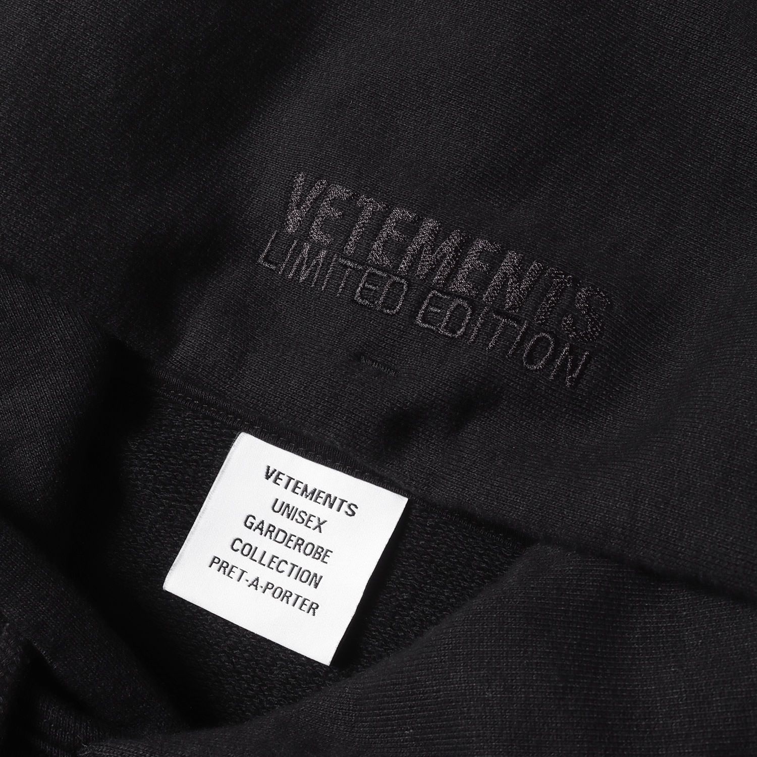 美品】VETEMENTS ヴェトモン パーカー ブラック 黒 サイズ:M | 23AW 
