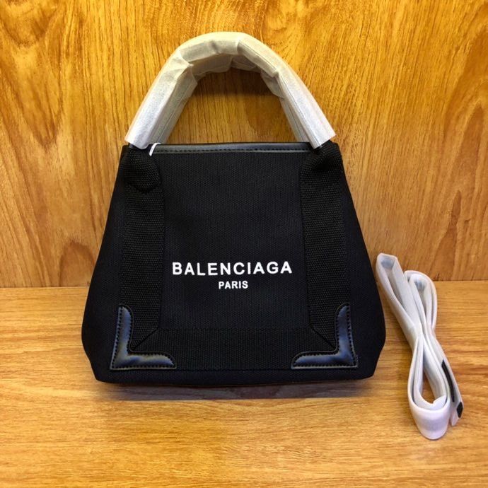 BALENCIAGA バレンシアガ トートバッグ26 navy cabas tote ブラック